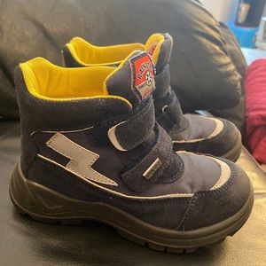 Navy Blue Naturino Rainstep snow boots size 30